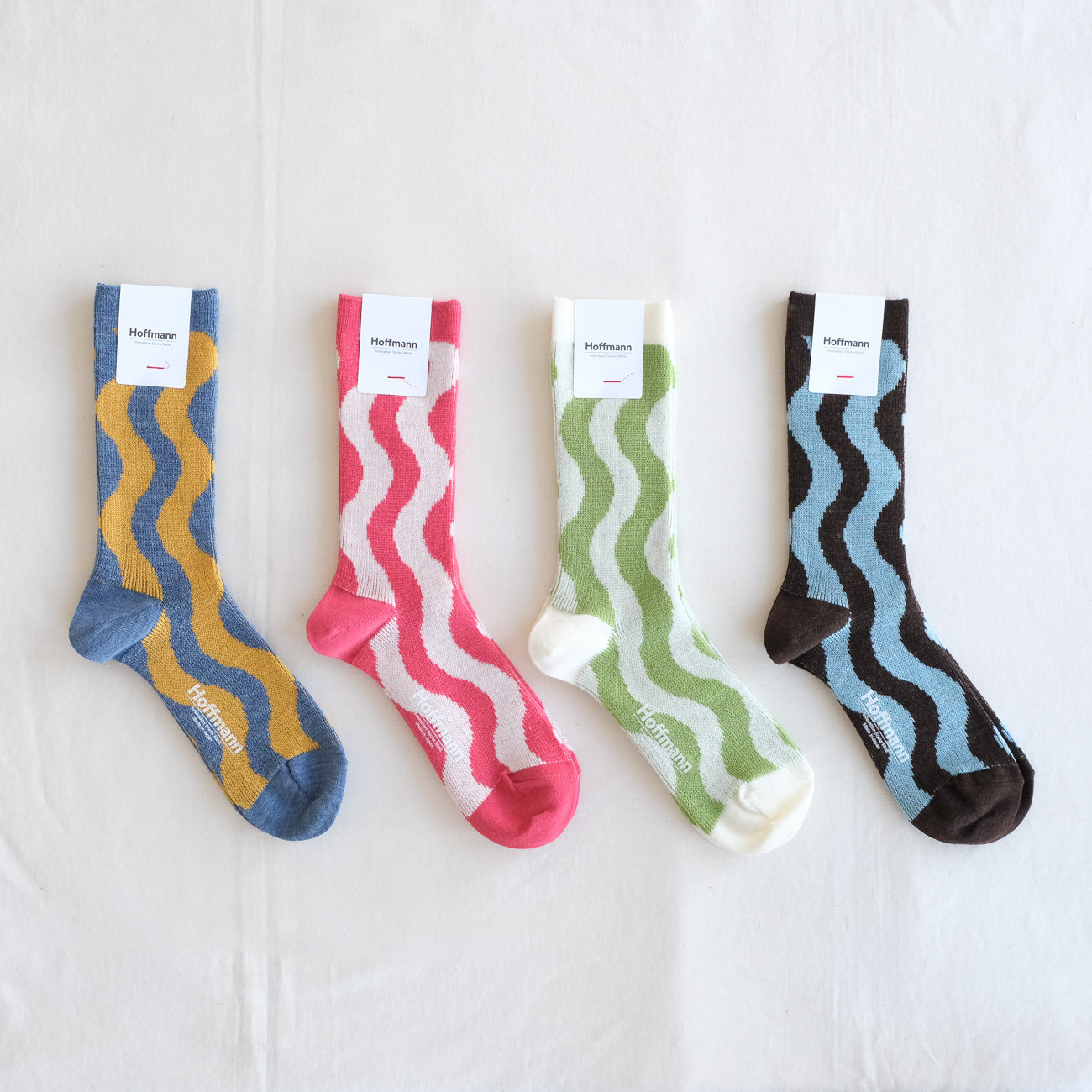 9-1131｜ウール  ジャカード波柄