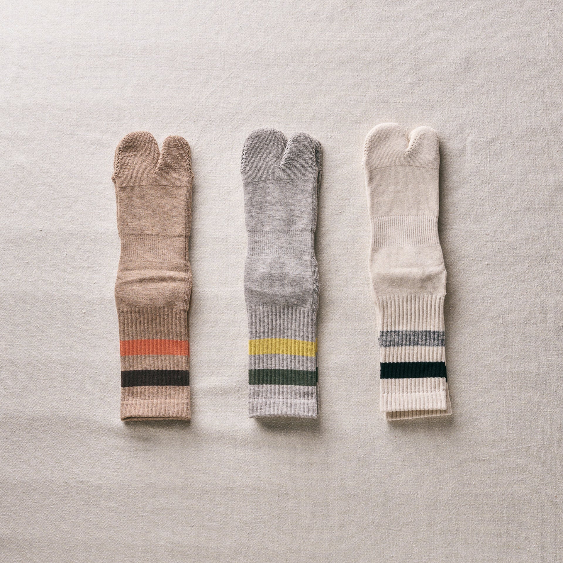 4-4008｜Organic Cotton Yak Pile Soles Tabi Socks